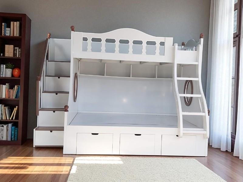 Mẫu giường tầng kèm cầu trượt cho trẻ năng động