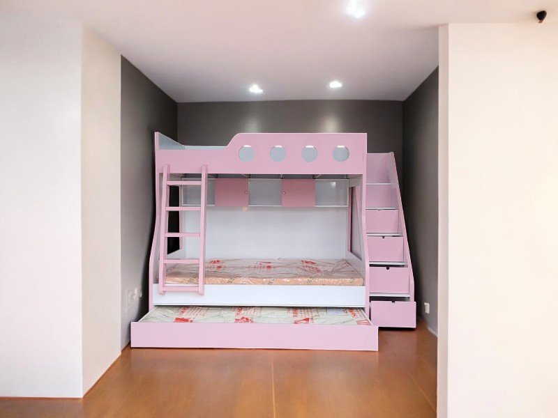 Giường tầng người lớn gần đây